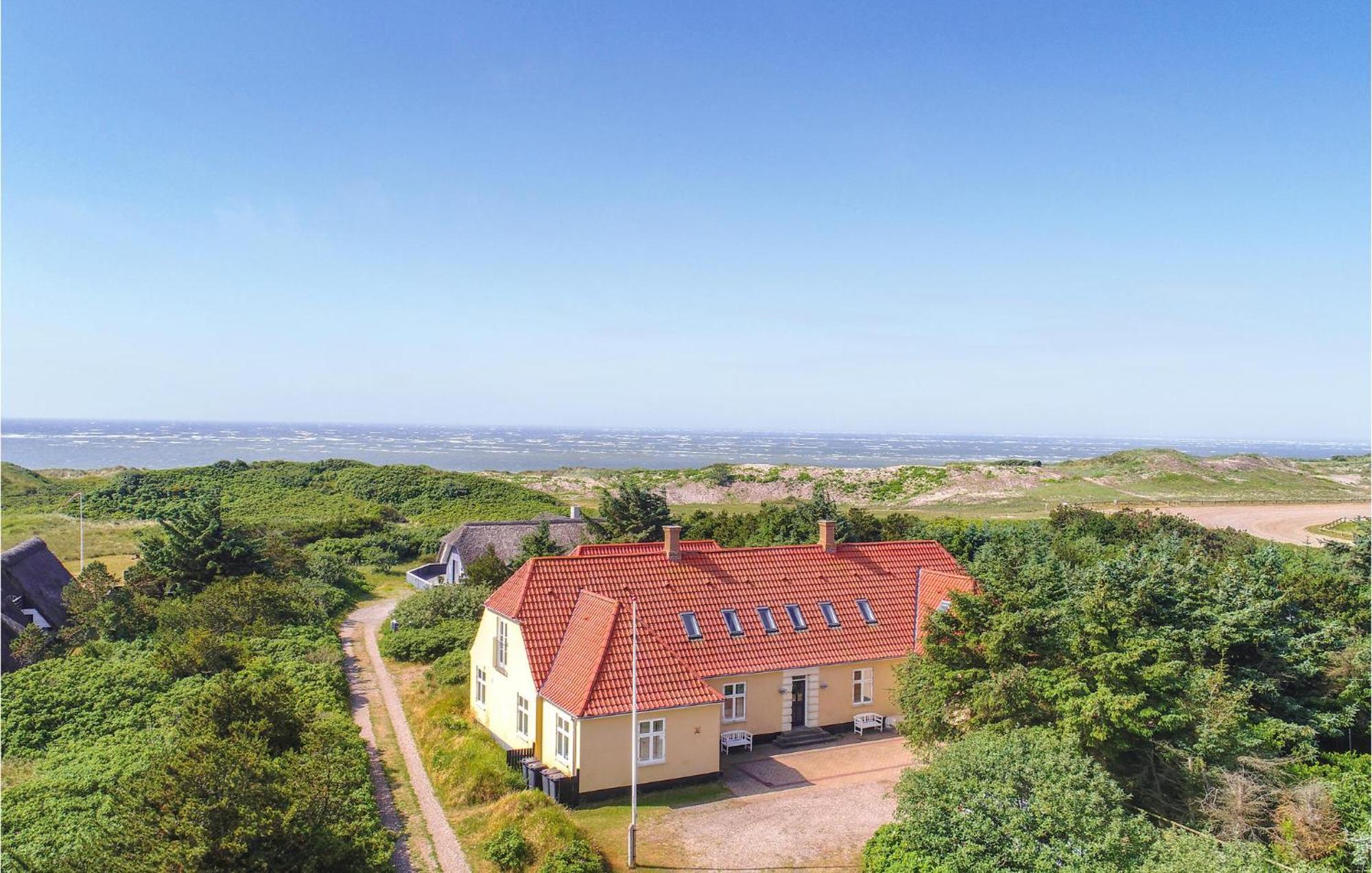 8 Bedroom Beautiful Home In Blåvand Exterior photo